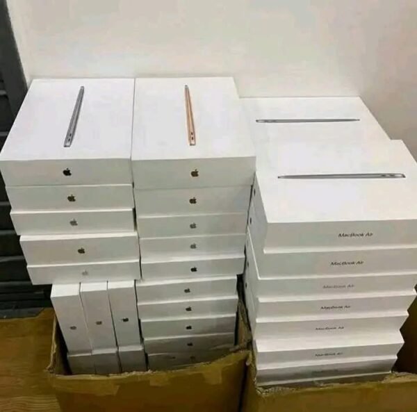 Buy MacBook Air and pro pallets wholesale